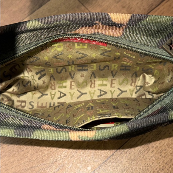 Harvey’s Seatbelt Bag Camouflage Print Shoulder Bag Army Brat Camo Originals Lux - Picture 4 of 16